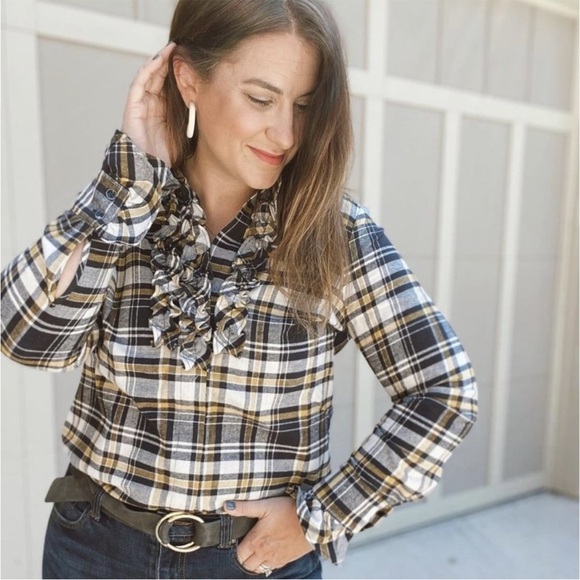 Cabi Seattle Plaid Flannel Ruffle Shirt Size Medium Button Down Long Sleeve - Picture 1 of 11